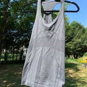 Lululemon Swiftly Tech Gray Tank size 4